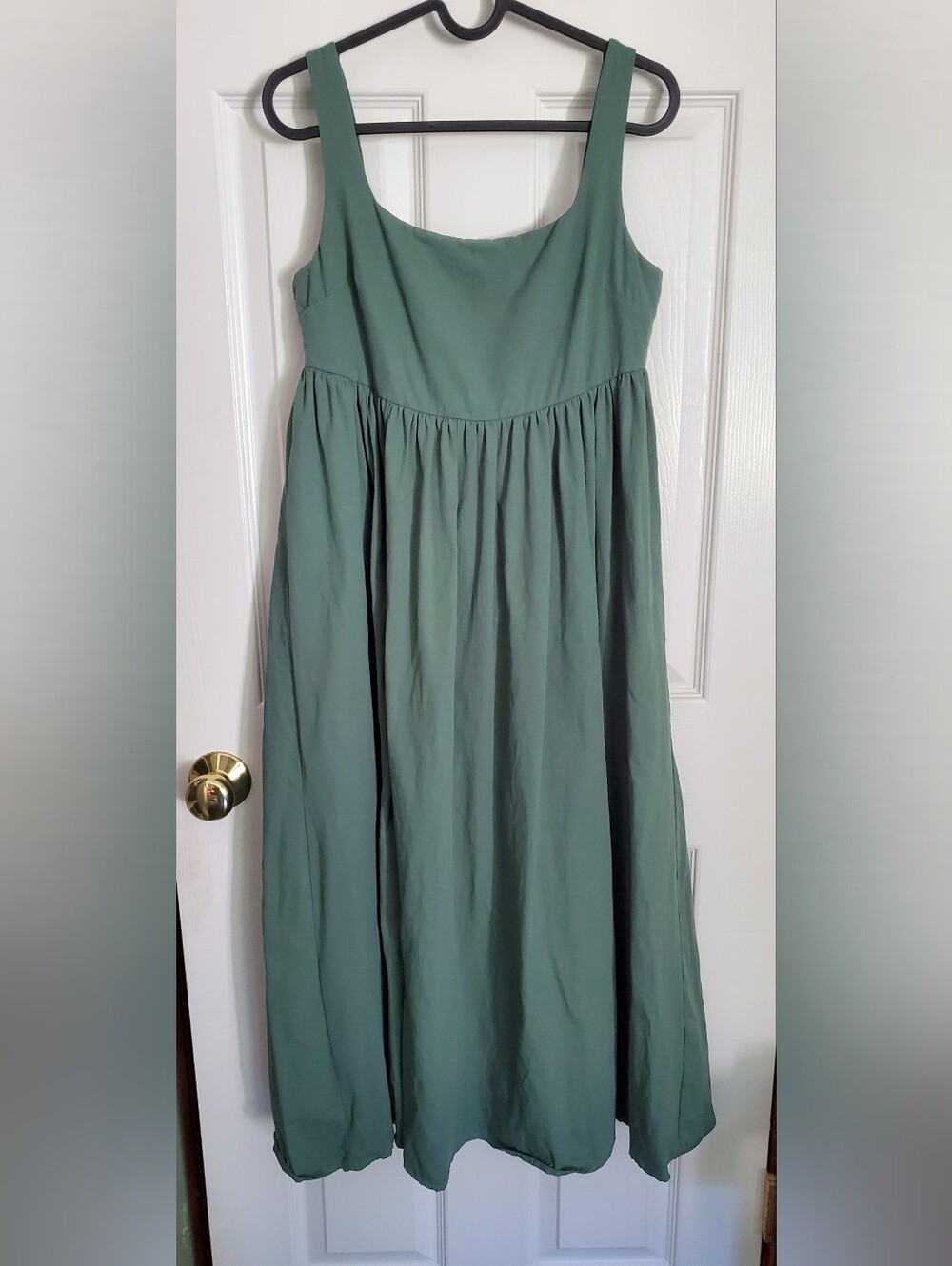 Neuflora Women's maxi dress size small